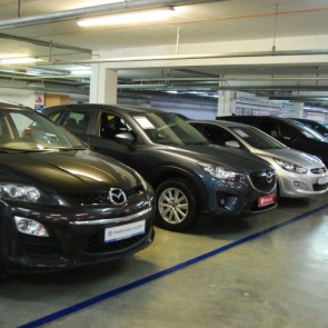 Повторение 2015 года: автомобили стремительно дорожают на фоне рухнувшего спроса