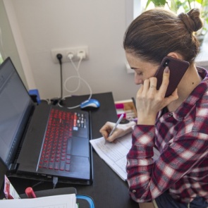 Нужны не только курьеры: где найти работу во время коронавирусного кризиса