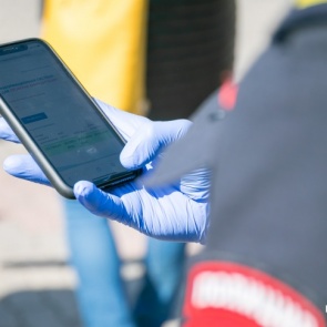 Убиваем вирус феном: 6 новых разводок мошенников в пандемию