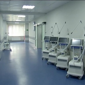 Трамп заявил о согласии Путина направить в Россию американские аппараты ИВЛ