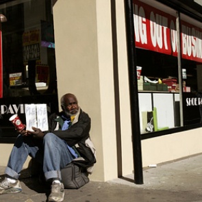 В Сан-Франциско бездомных посадили на карантин в отели с алкоголем и наркотиками