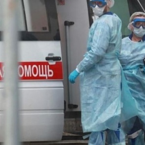 В Хакасии за сутки заболело коронавирусом еще 36 человек. Один из них — сотрудник скорой помощи