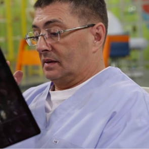 Доктор Мясников назвал причину «русского чуда» во время коронавируса