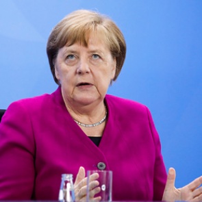Меркель назвала условие для снятия санкций с России