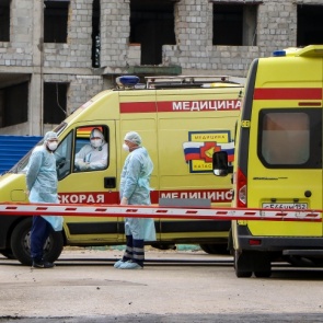 «Получили тяжелые травмы»: раненых при вооруженном нападении инкассаторов прооперировали