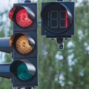 Поврежденные светофоры после майских ураганных ветров на трех перекрестках города будут восстановлены