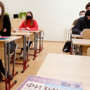 Ачинские школьны полностью готовы к проведению главного выпускного экзамена в период действия ограничительных мер