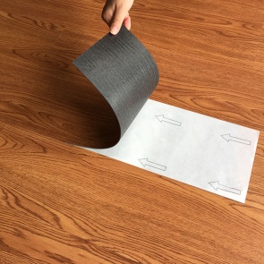 Рецепт качественной укладки самоклеющейся виниловой плитки