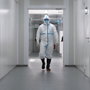 Раскрыта связь между риском заражения коронавирусом и генетикой