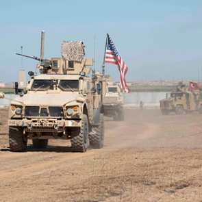 Американская военная база подверглась ракетному обстрелу в Сирии