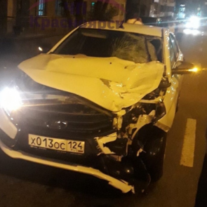 Девушка переходила дорогу и погибла в ночном ДТП