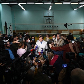 Врач заявил об отсутствии ядов в крови Навального