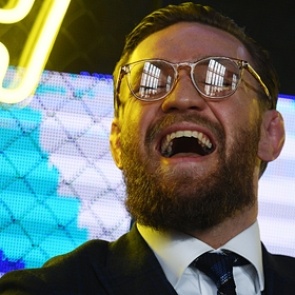 Макгрегора арестовали