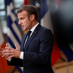 Макрон рассказал о переброшенных через Турцию в Азербайджан боевиках из Сирии