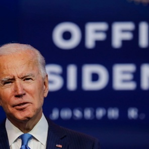 Выборщики утвердили Байдена новым президентом США