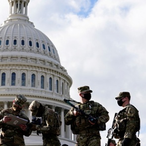 Американскую разведку обвинили в «провале» после штурма Капитолия