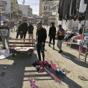 Смертники устроили теракт на рынке Багдада. Момент взрыва попал на видео