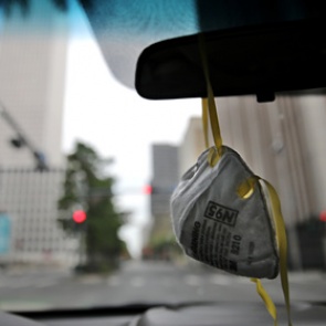 Жителей Австрии обязали носить респираторы вместо масок