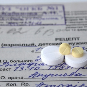Медики Ачинска напоминают пациентам о необходимости своевременного получения рецептов на льготные лекарства