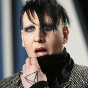 Продажи музыки Мэрилина Мэнсона выросли после обвинений в насилии