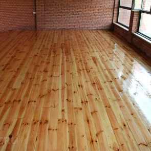 Пружинит деревянный пол: причины и решение проблемы