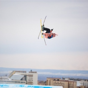 В Красноярске на Первенстве мира по фристайлу и сноуборду разыграли награды сразу в трех дисциплинах