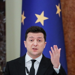 Зеленский ввел санкции против «Ленты.ру»