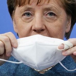 Меркель назвала условие для закупки Германией «Спутника V»