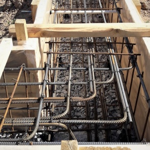 Как правильно армировать ленточный фундамент своими руками