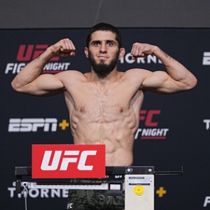 Махачев подерется с бывшим чемпионом UFC