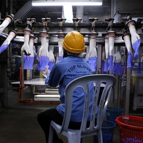 В Китае перестало хватать работников