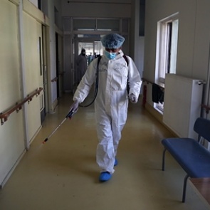 В России выявили новый штамм коронавируса AY.4.2