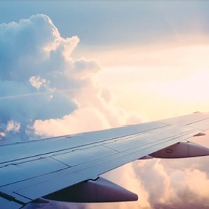 У летевшего из Турции в Москву самолета отказал двигатель