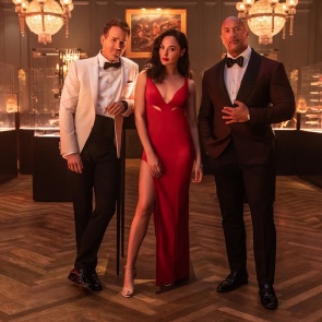 Красное уведомление (2021) - новинка от Netflix