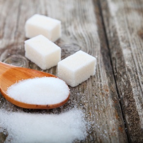 Врач рассказал о вредных для кишечника продуктах