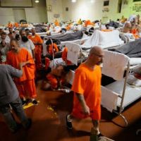 Из переполненных тюрем в Калифорнии выпустят 9,6 тысячи заключенных