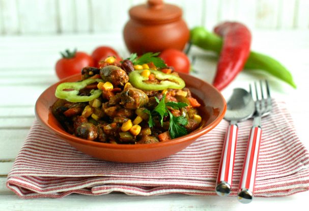 Рагу из куриных сердечек в мексиканском стиле